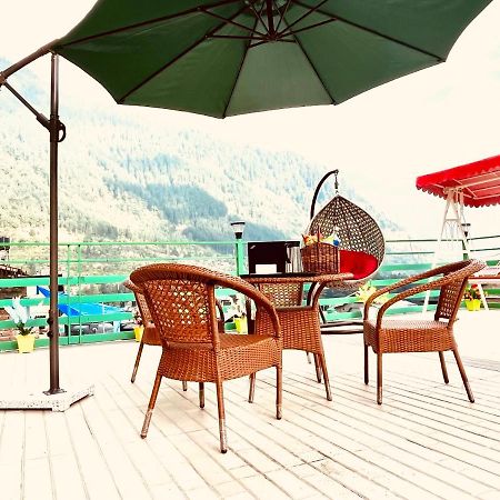 Vista Resort Near Mall Road Manali - Centrally Heated & Air Cooled Buitenkant foto